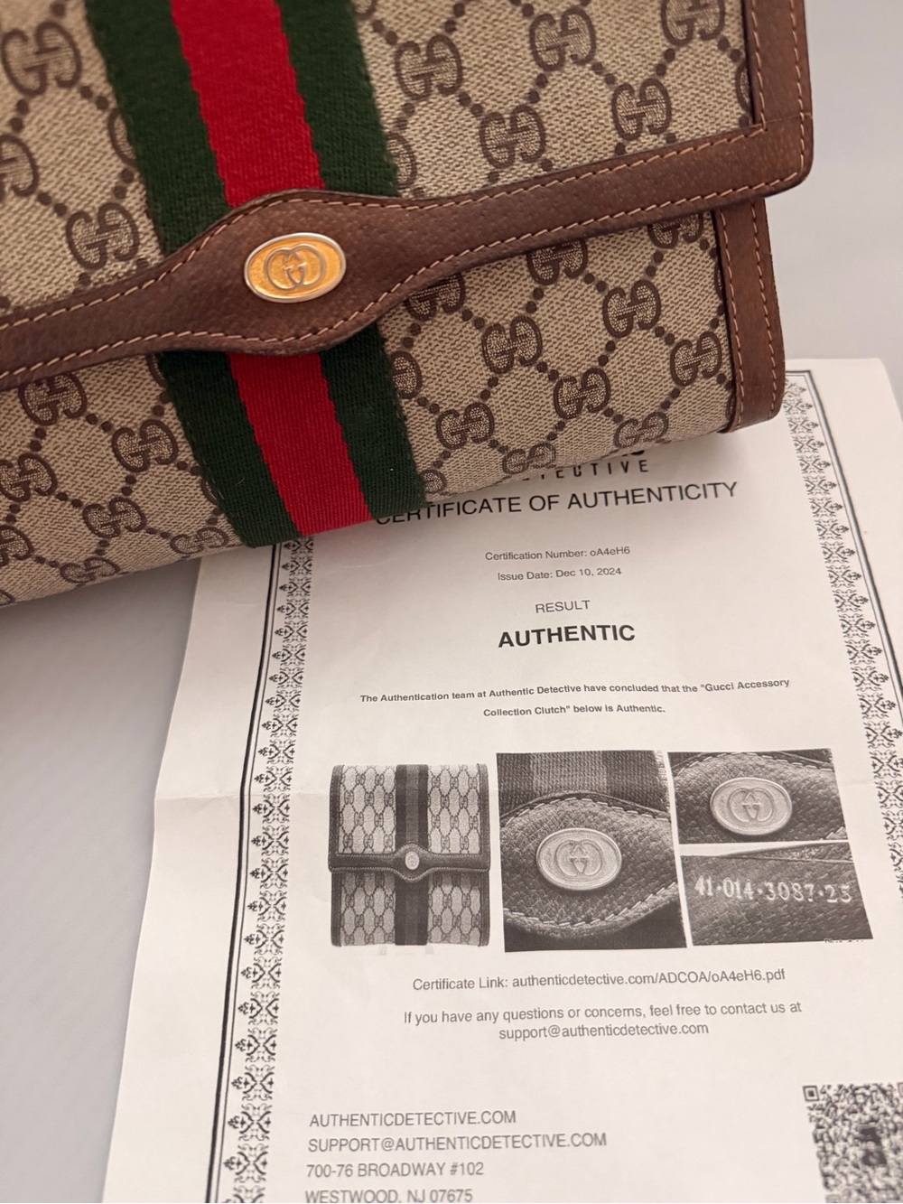 Gucci Accessory Collection Clutch - Picture 11 of 11